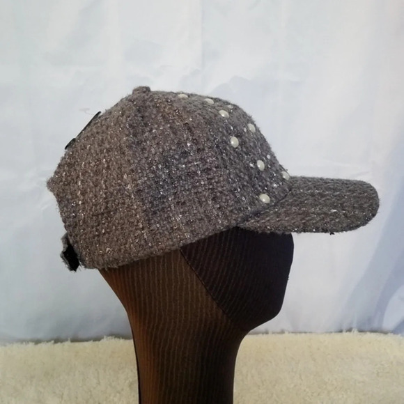 Gray sparkly‎ tweed hat with pearl embellishment - Picture 5 of 7